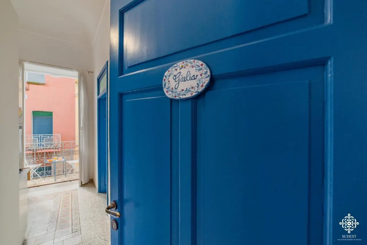 Le 4 Perle Apartments Avola Aparthotel